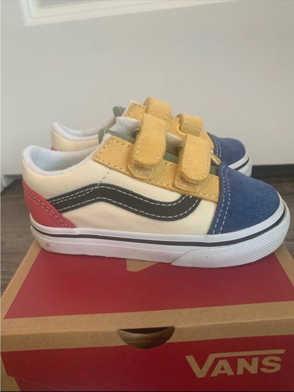 Vans Kids Cream, Blue, Yellow & Red Velcro Skate Sneakers